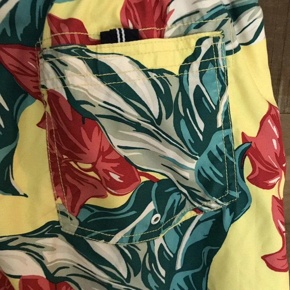 Nautica Swim Trunks  Floral Pattern Print Mens Medium 32w‎ Mesh Lined Swimming